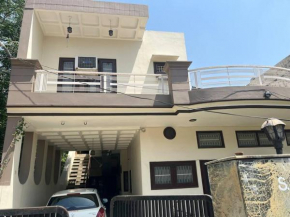 Kapoor’s Villa